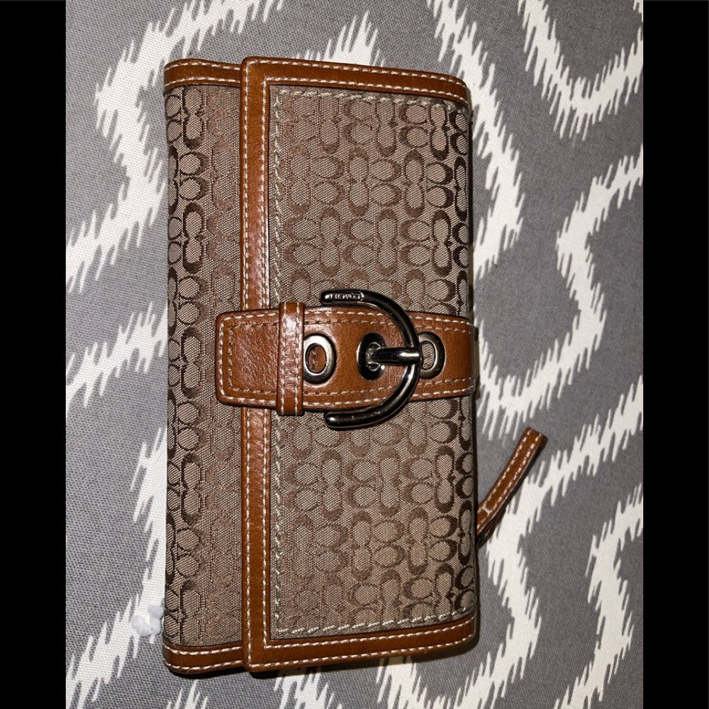 Vintage Coach wallet brown signature